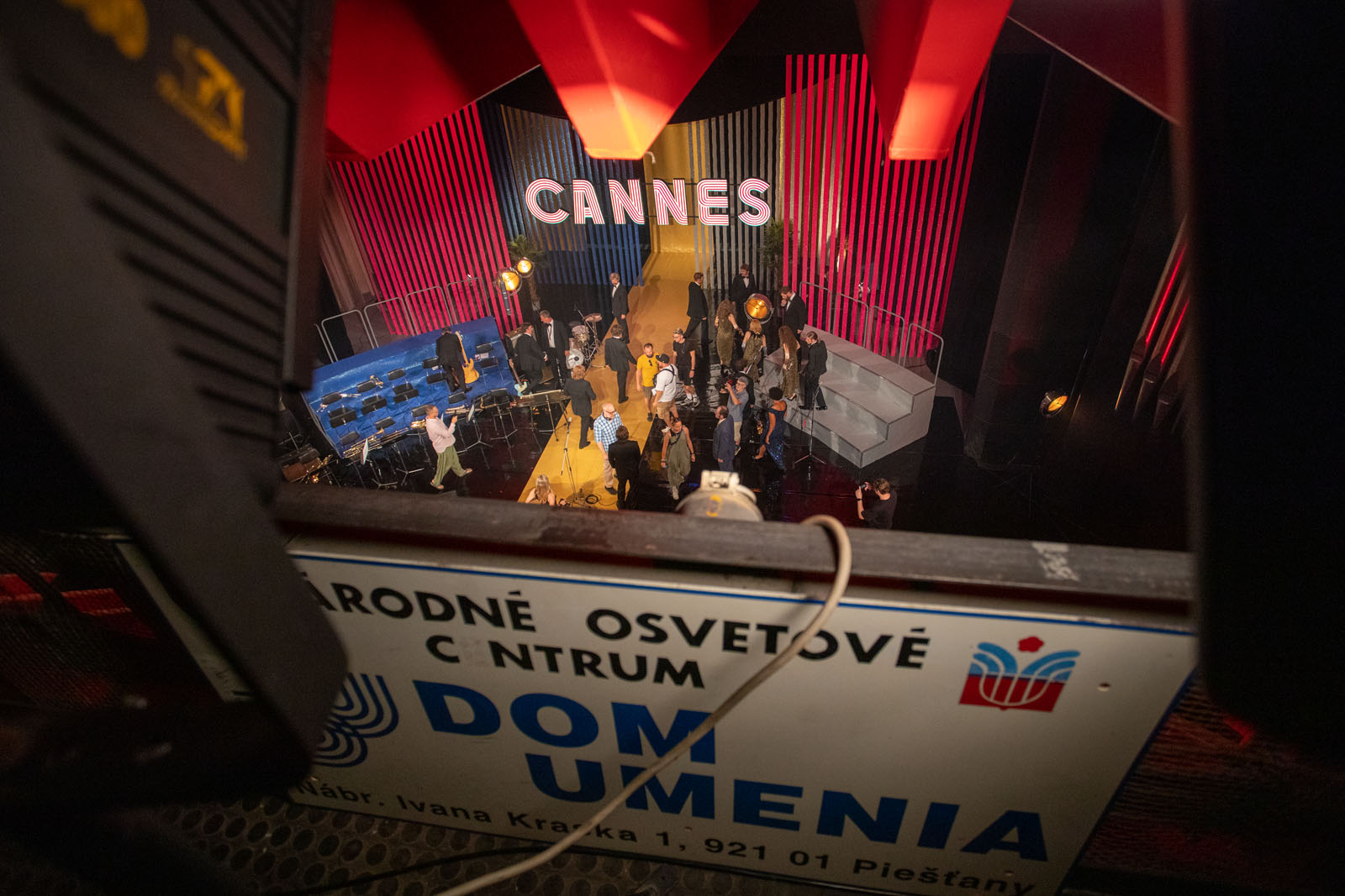 Dom umenia sa pre nakrúcanie filmu o Karolovi Duchoňovi zmenil na javisko vo francúzskom Cannes