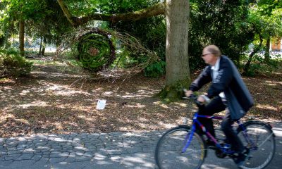 LandArt v Mestskom parku Piešťany, ktorý vytvorila Karolina Ladyzynska Skrzypek z Varšavy