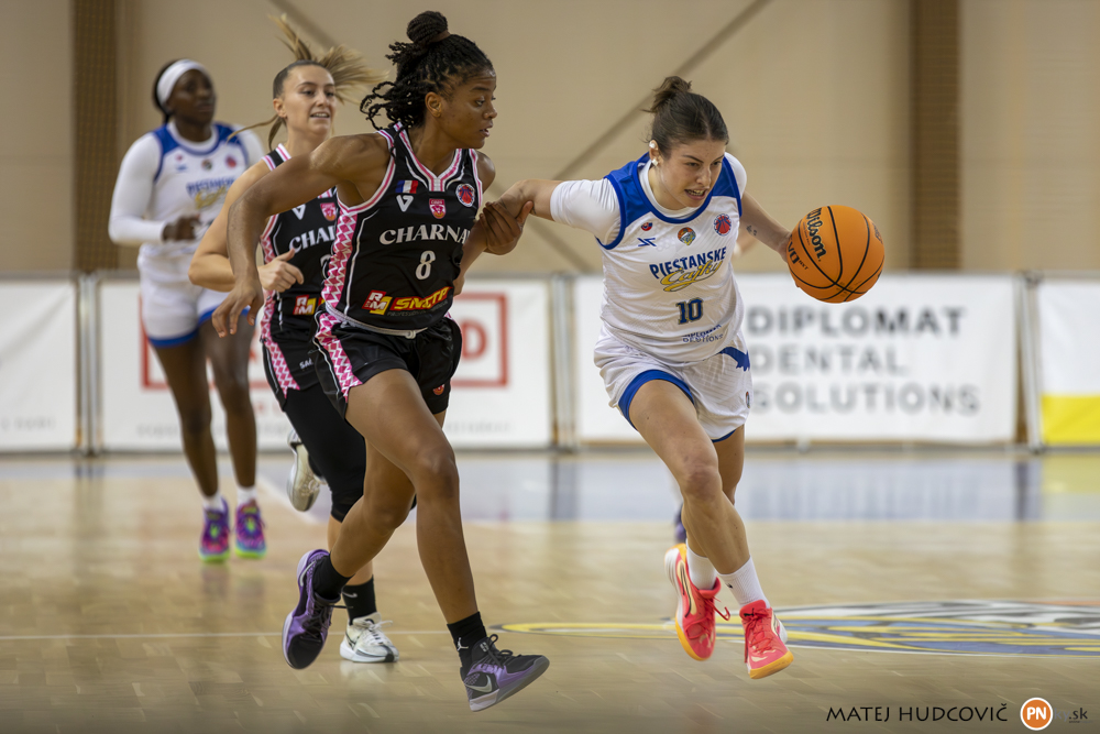 Basketbal zápas Piešťanské Čajky – Charnay Basket Bourgogne Sud v rámci Eurocupu